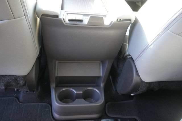 Used 2023 Toyota Sienna XLE FWD image 18