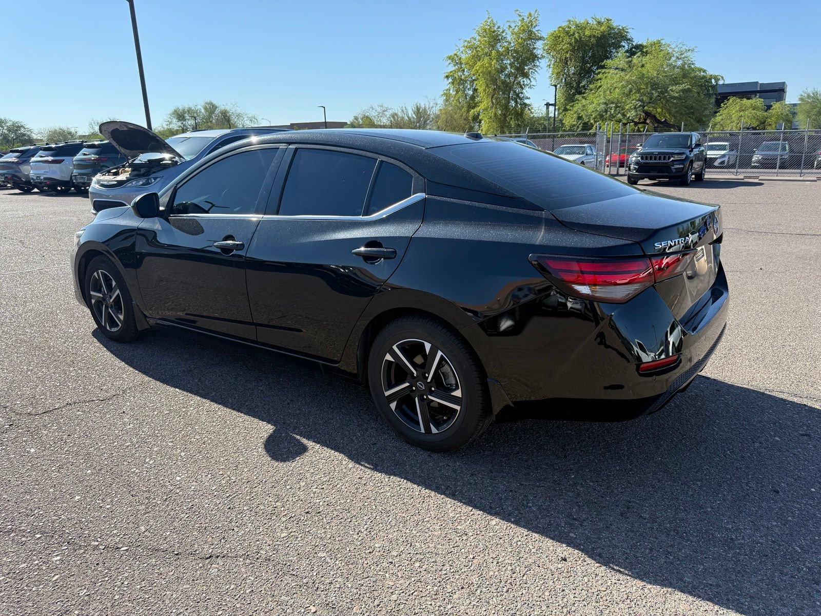 Used 2024 Nissan Sentra SV FWD image 7