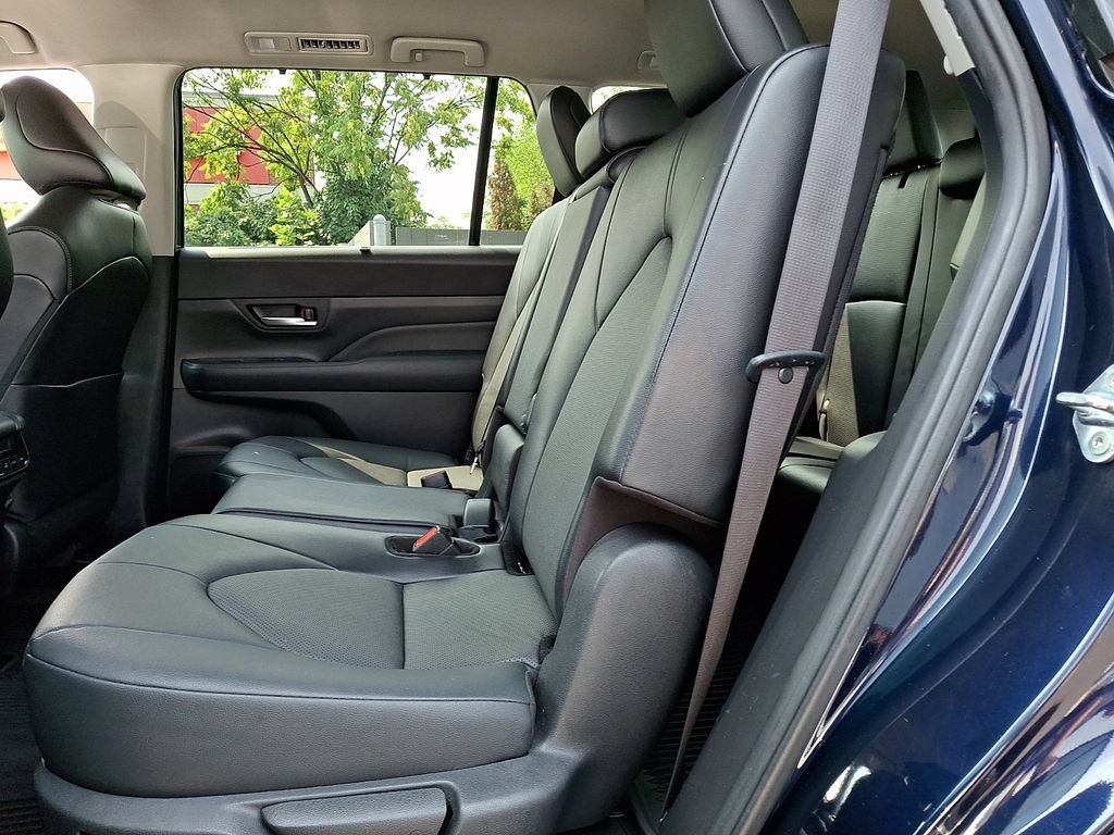 Certified 2024 Toyota Grand Highlander FWD image 10
