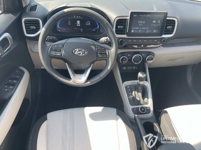 New 2026 Hyundai Venue SEL FWD image 13
