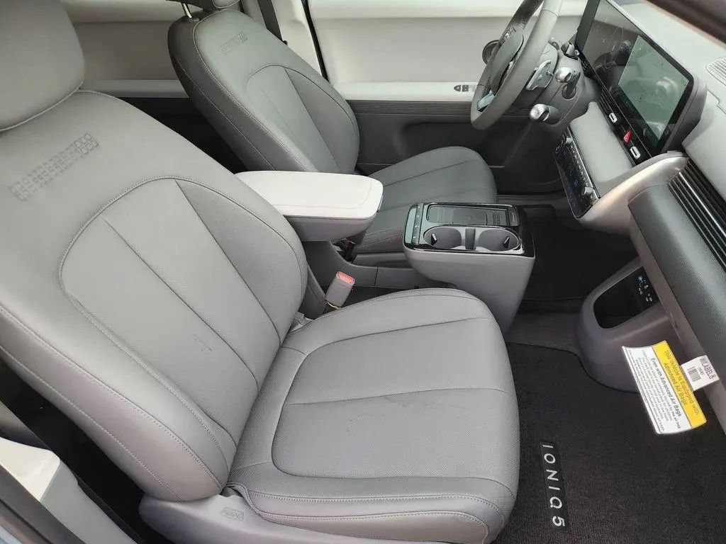 New 2026 Hyundai Ioniq 5 SE RWD image 9