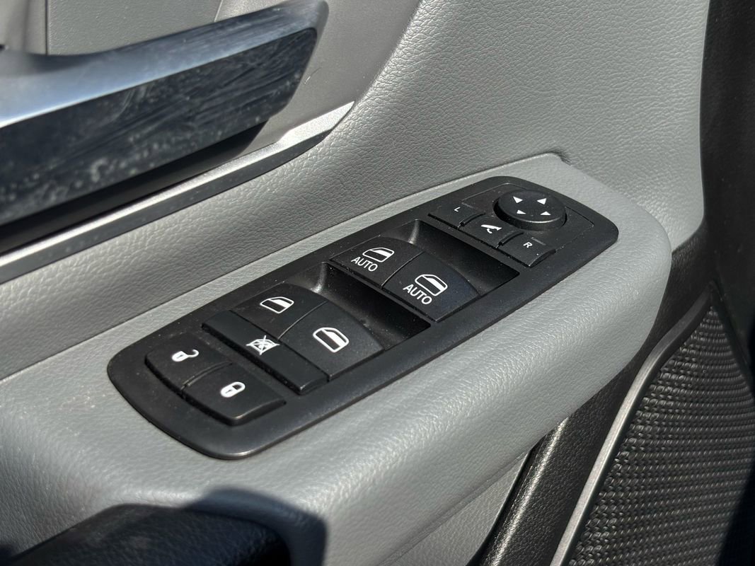 Used 2020 RAM 1500 Big Horn AWD/4WD image 18