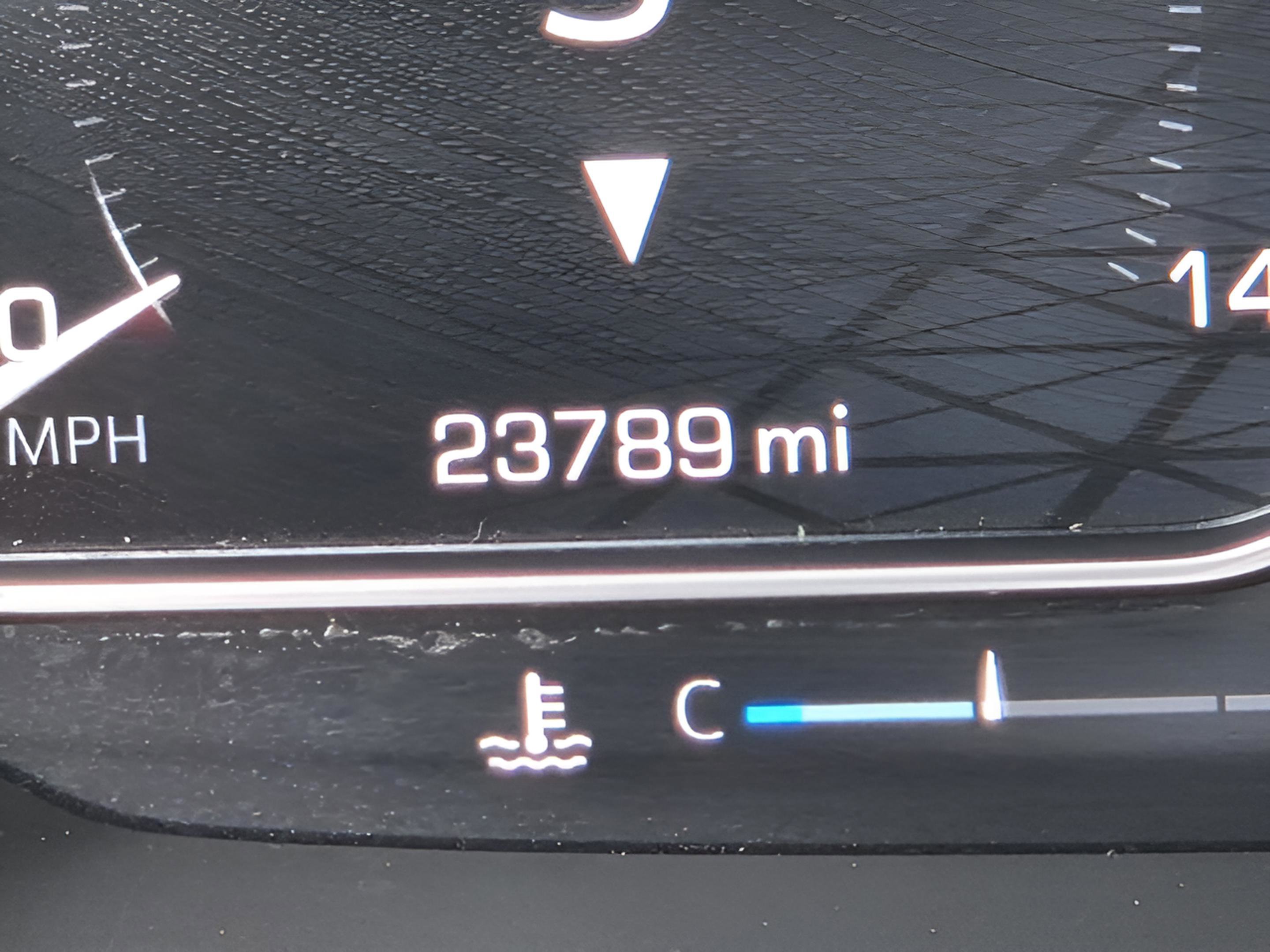 Used 2024 GMC Yukon XL Denali w/ Max Trailering Package image 22