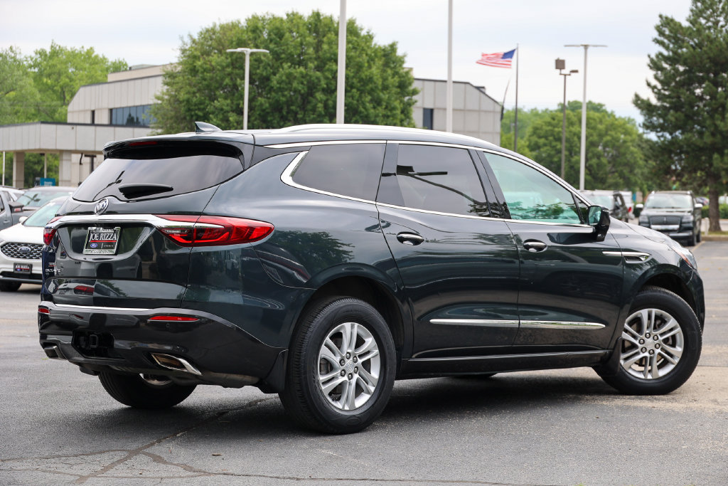 Used 2020 Buick Enclave Essence w/ Sound and Sites Package AWD/4WD image 3