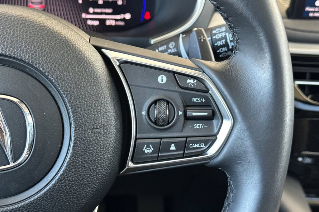 Certified 2026 Acura MDX w/ Technology Package FWD image 33