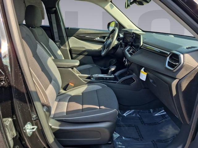 Used 2026 Chevrolet TrailBlazer LT w/ Convenience Package image 17