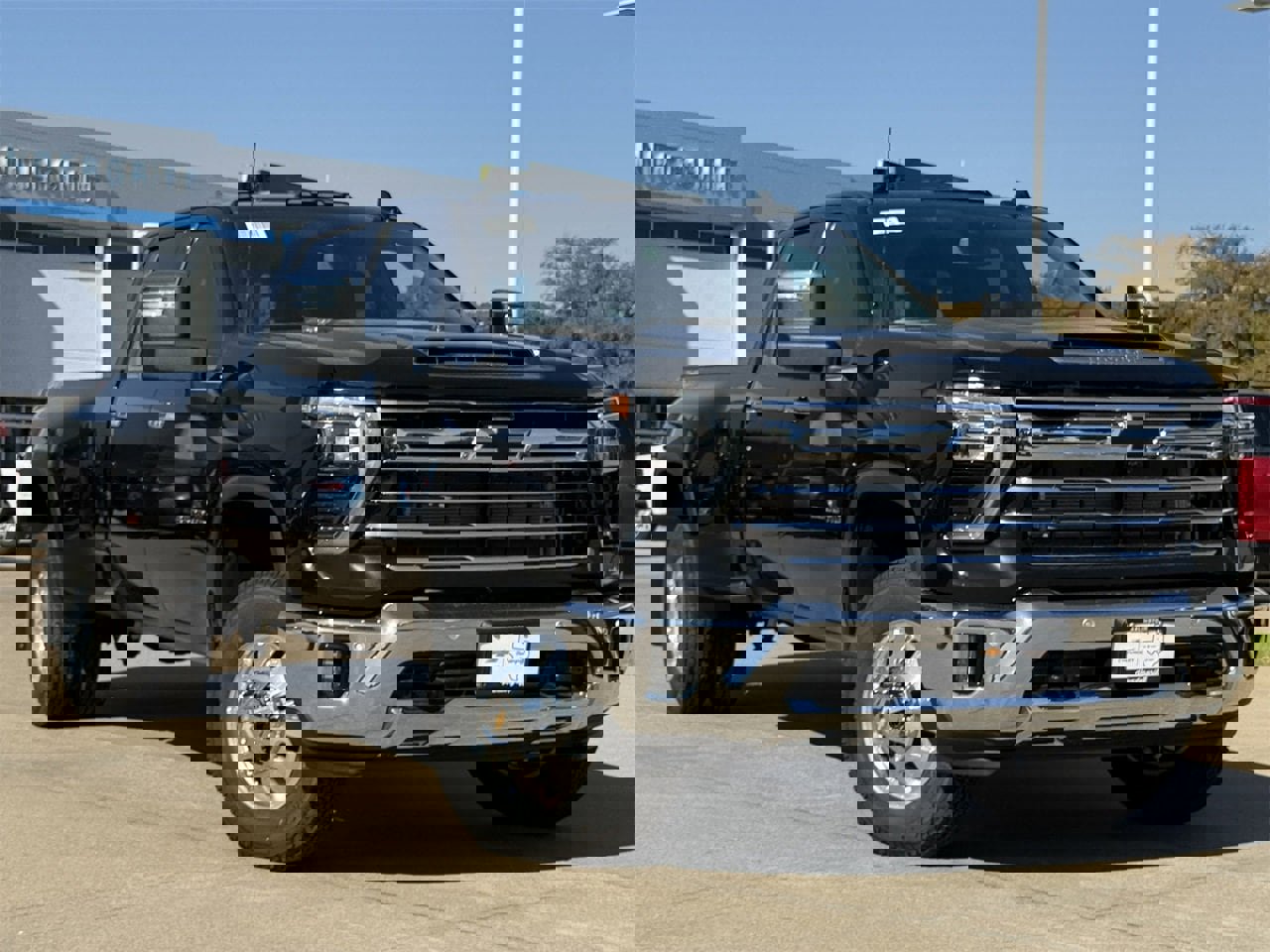 New 2026 Chevrolet Silverado 3500 LTZ w/ LTZ Plus Package image 3