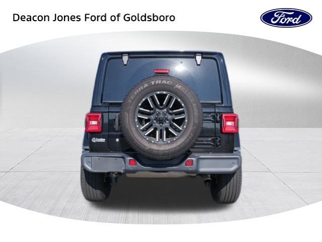 Used 2019 Jeep Wrangler Unlimited Sahara w/ Safety Group image 4