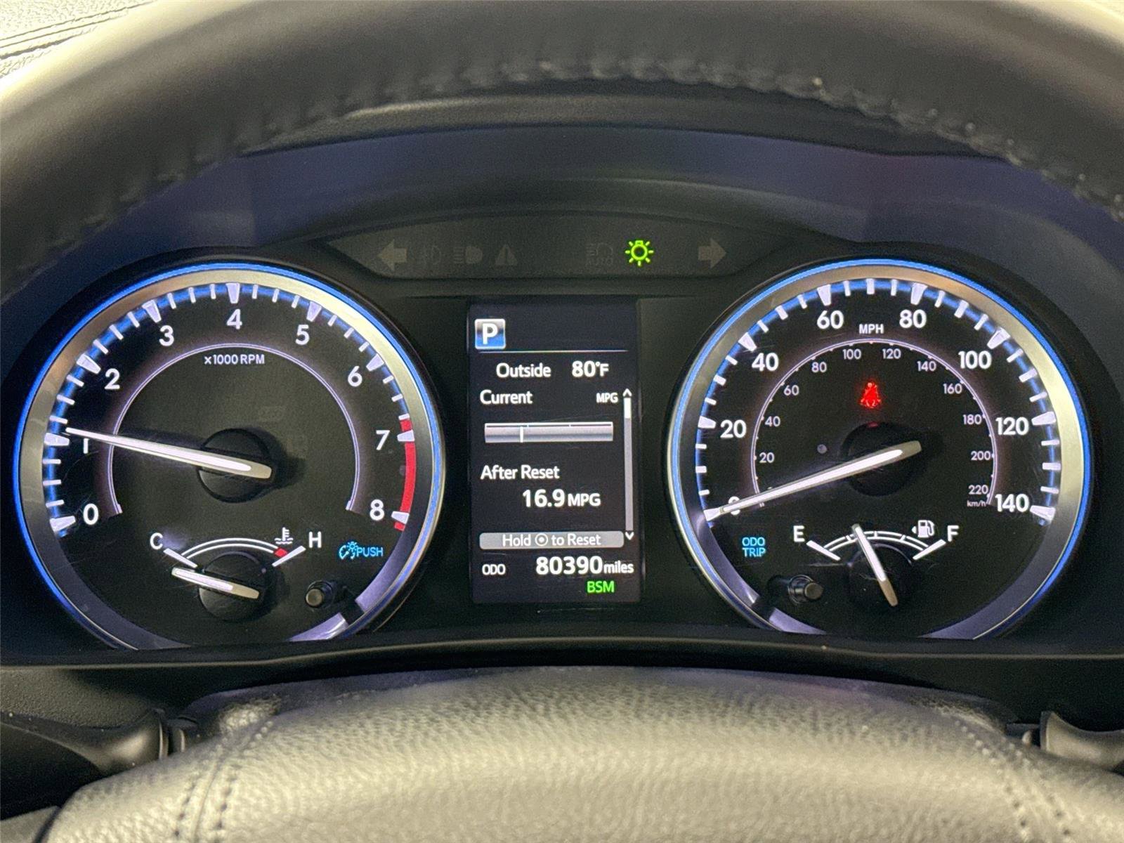 Used 2019 Toyota Highlander SE AWD/4WD image 20