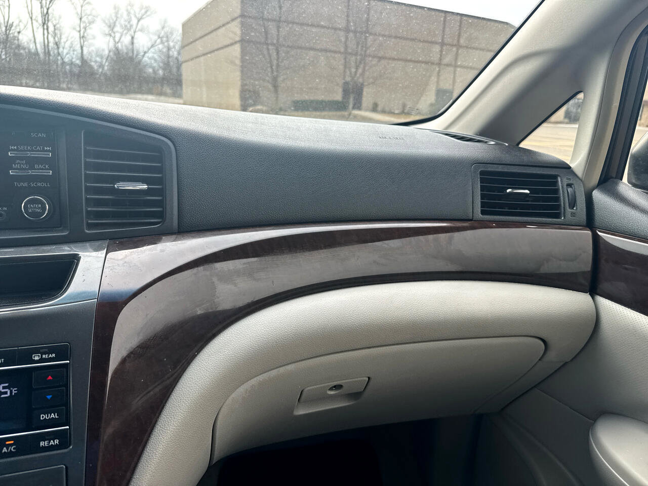 Used 2014 Nissan Quest SV image 15