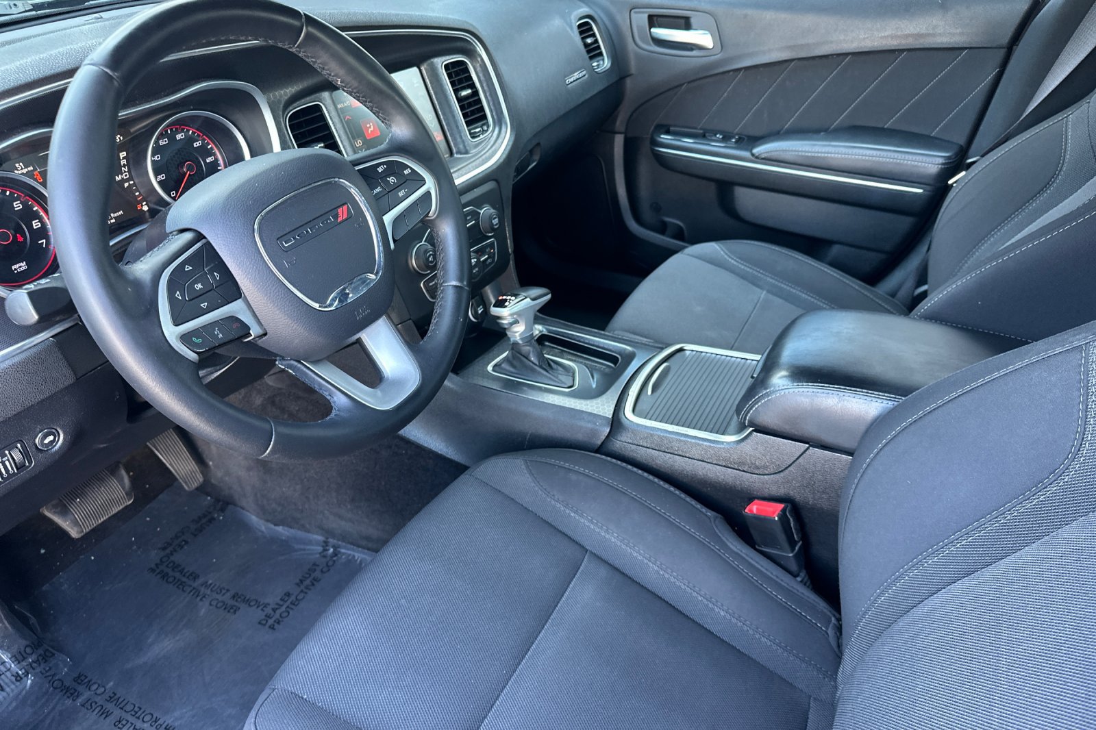 Used 2016 Dodge Charger SXT RWD image 10