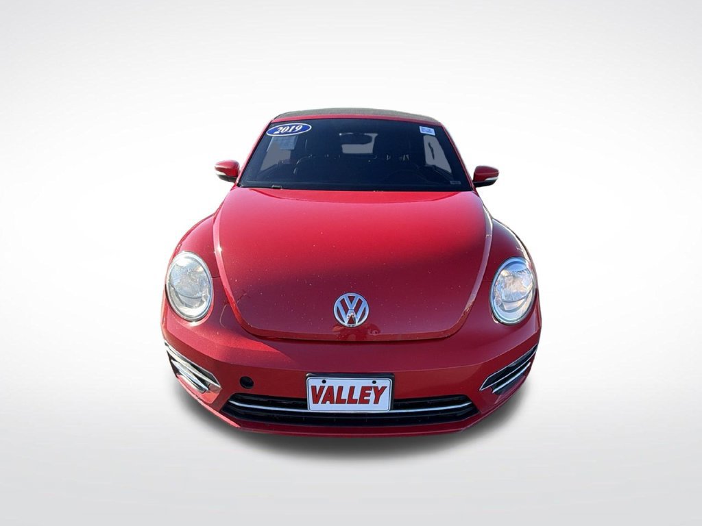Used 2019 Volkswagen Beetle 2.0T SE FWD image 12
