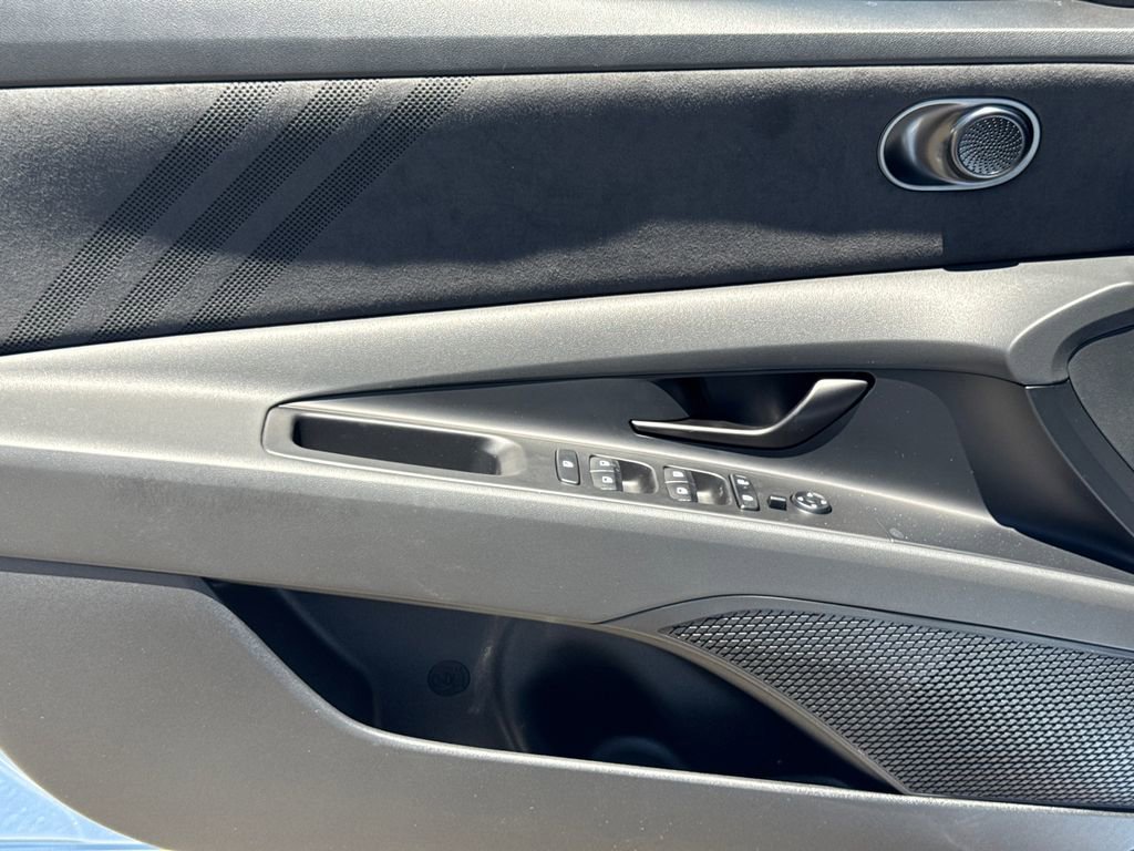 New 2026 Hyundai Elantra N FWD image 10