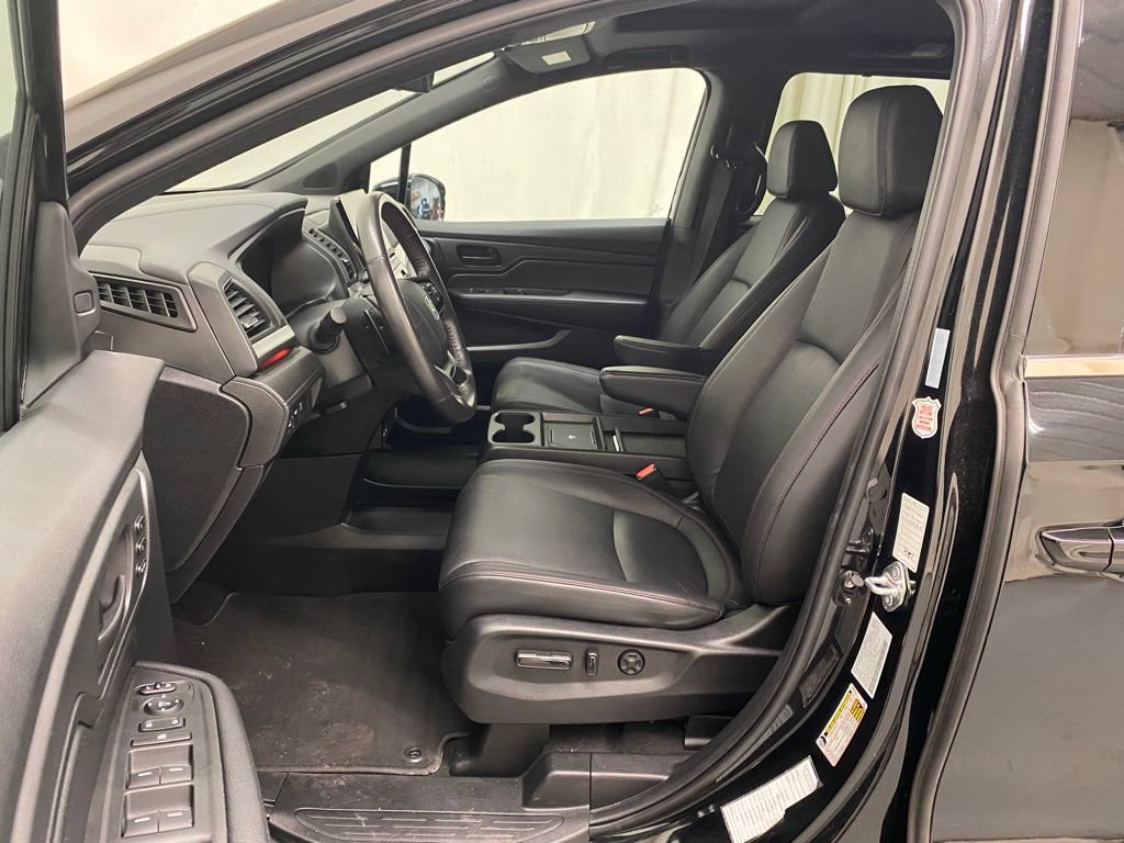 Used 2025 Honda Odyssey Sport-L image 12