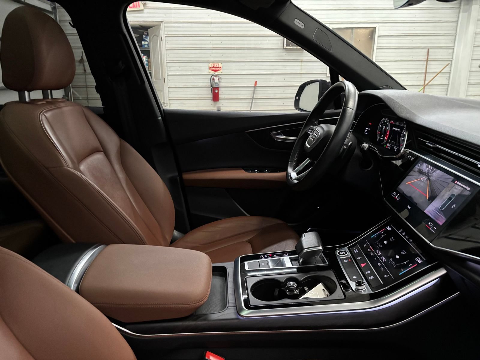 Used 2021 Audi Q7 3.0T Premium Plus w/ Premium Plus Package AWD/4WD image 28