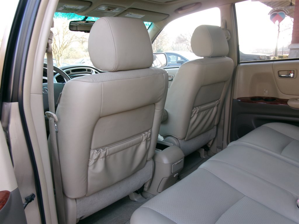 Used 2007 Toyota Highlander Limited image 30