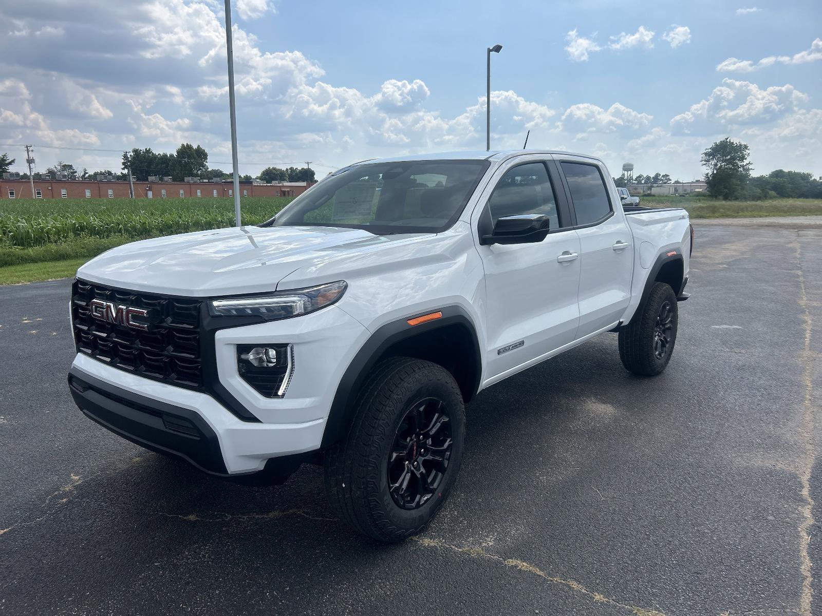 New 2025 GMC Canyon Elevation image 1