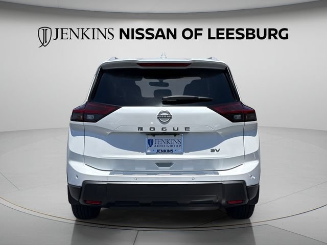 Certified 2024 Nissan Rogue SV w/ SV Premium Package FWD image 6
