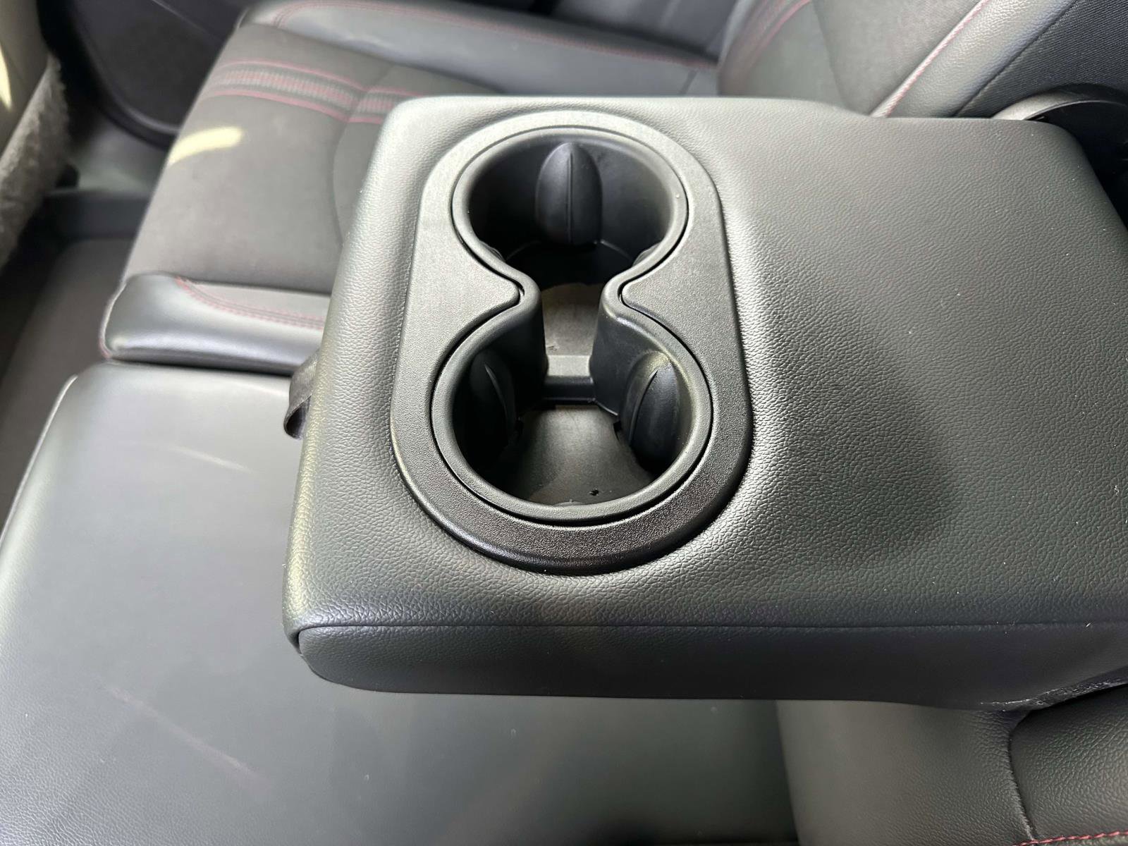 Used 2022 Chevrolet Equinox RS image 11