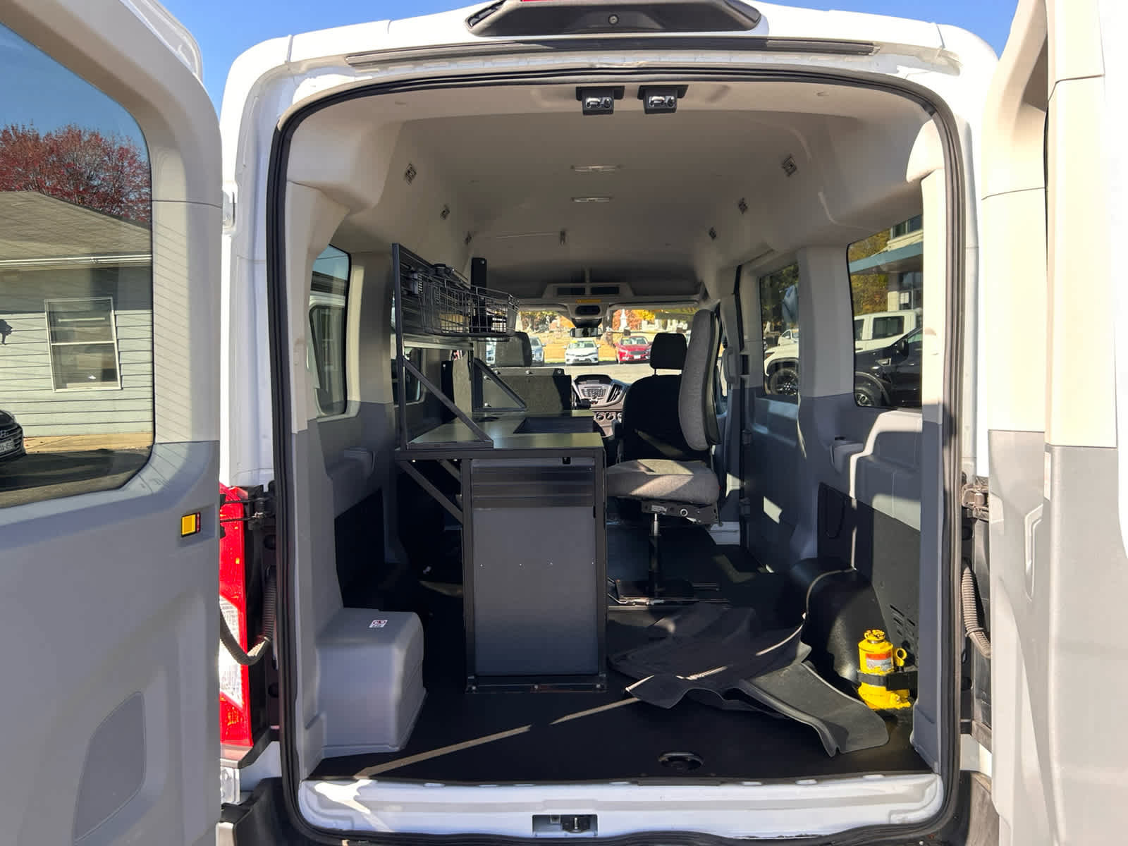 Used 2019 Ford Transit 150 XLT image 20