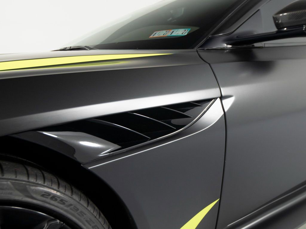 Used 2022 Aston Martin DBS Superleggera image 40