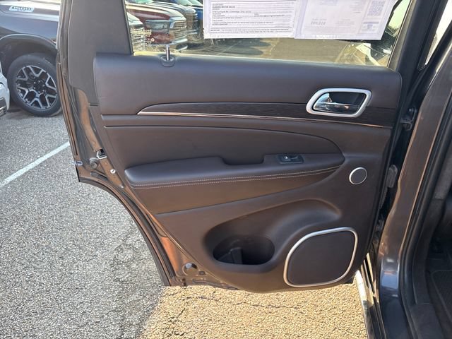 Used 2019 Jeep Grand Cherokee Summit w/ Skid Plate Group AWD/4WD image 20