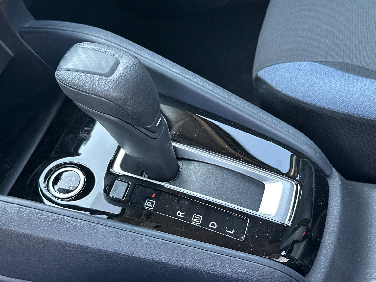 New 2025 Nissan Versa SV w/ Trunk Package image 31