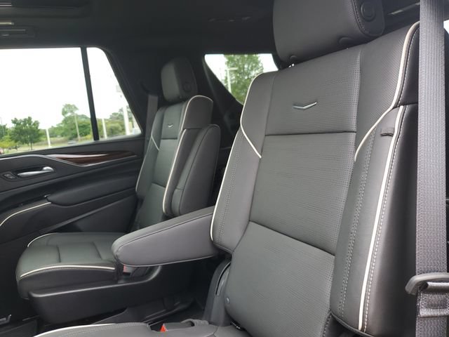 Certified 2023 Cadillac Escalade Premium Luxury w/ Performance Package AWD/4WD image 26