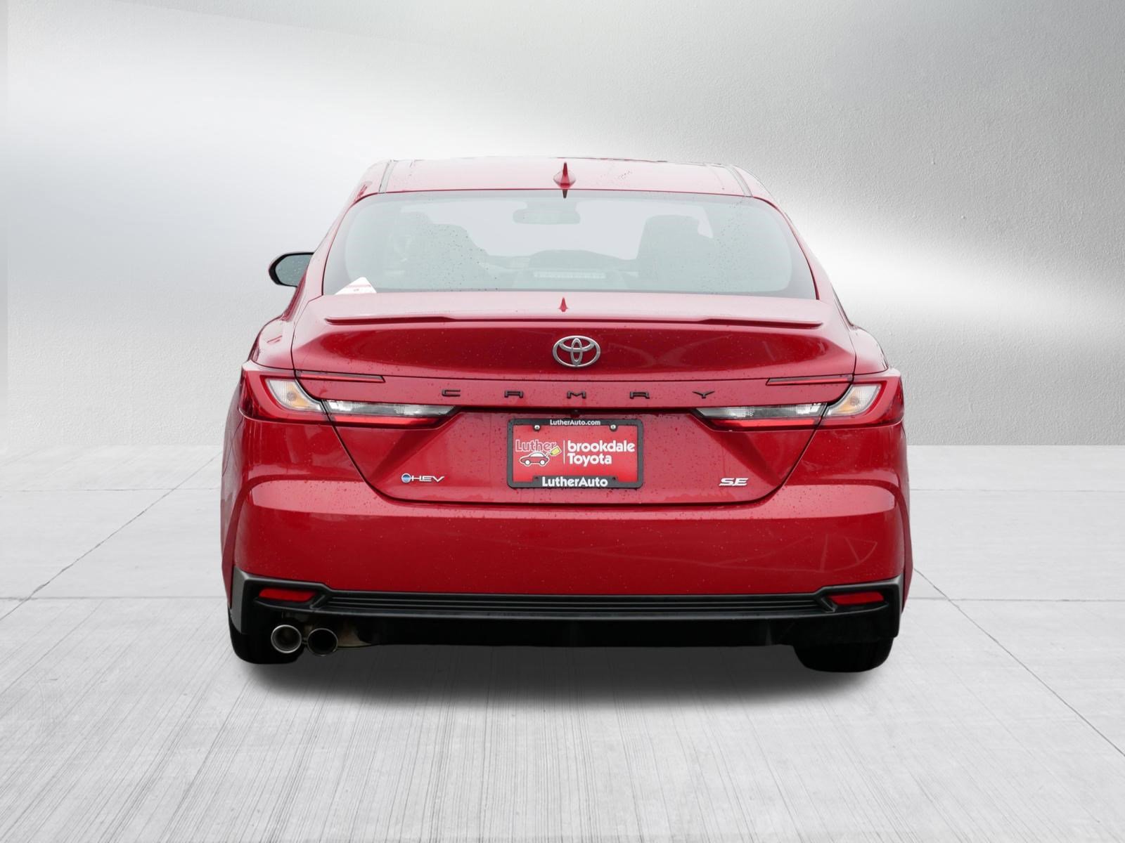 Certified 2025 Toyota Camry SE FWD image 6