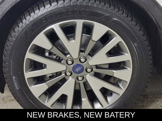 Certified 2020 Ford Escape Titanium image 10