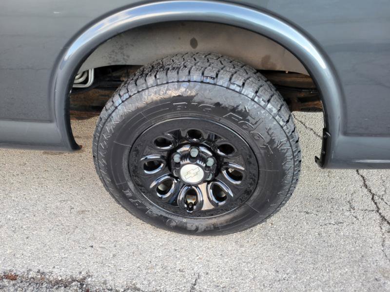 Used 2014 Chevrolet Express 1500 LS image 16
