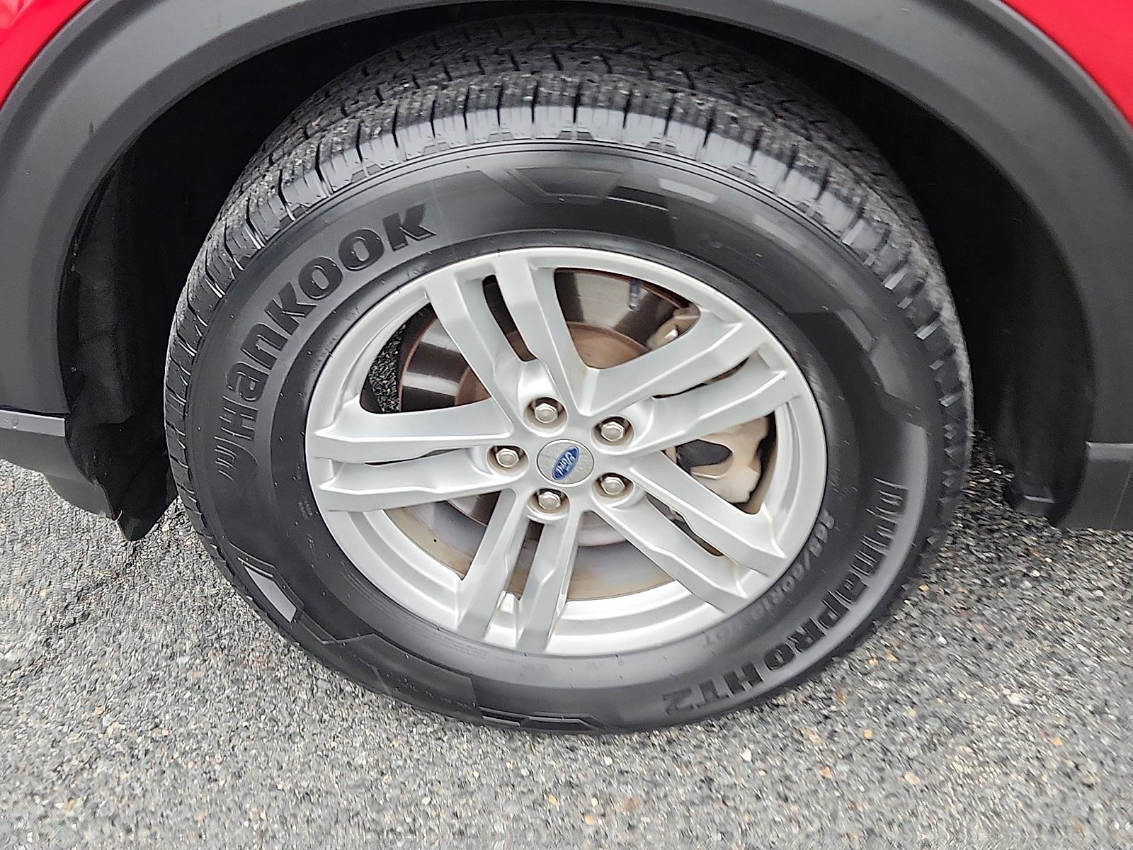 Used 2020 Ford Explorer XLT w/ Comfort Package image 8