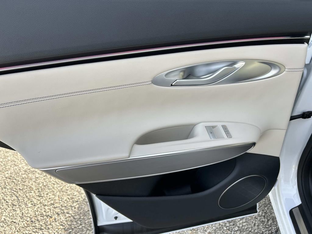 New 2026 Genesis GV70 2.5T Select image 22