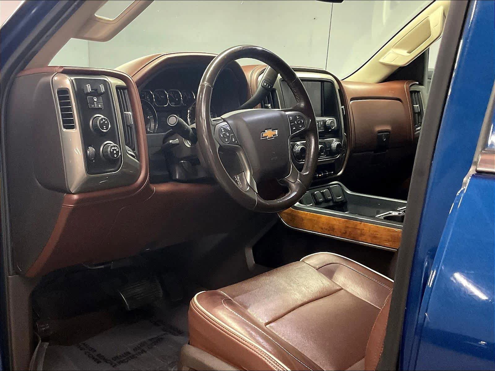 Used 2015 Chevrolet Silverado 2500 High Country w/ Duramax Plus Package image 15