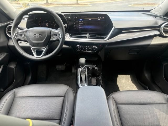 Used 2024 Chevrolet Trax ACTIV w/ Sunroof Package FWD image 25