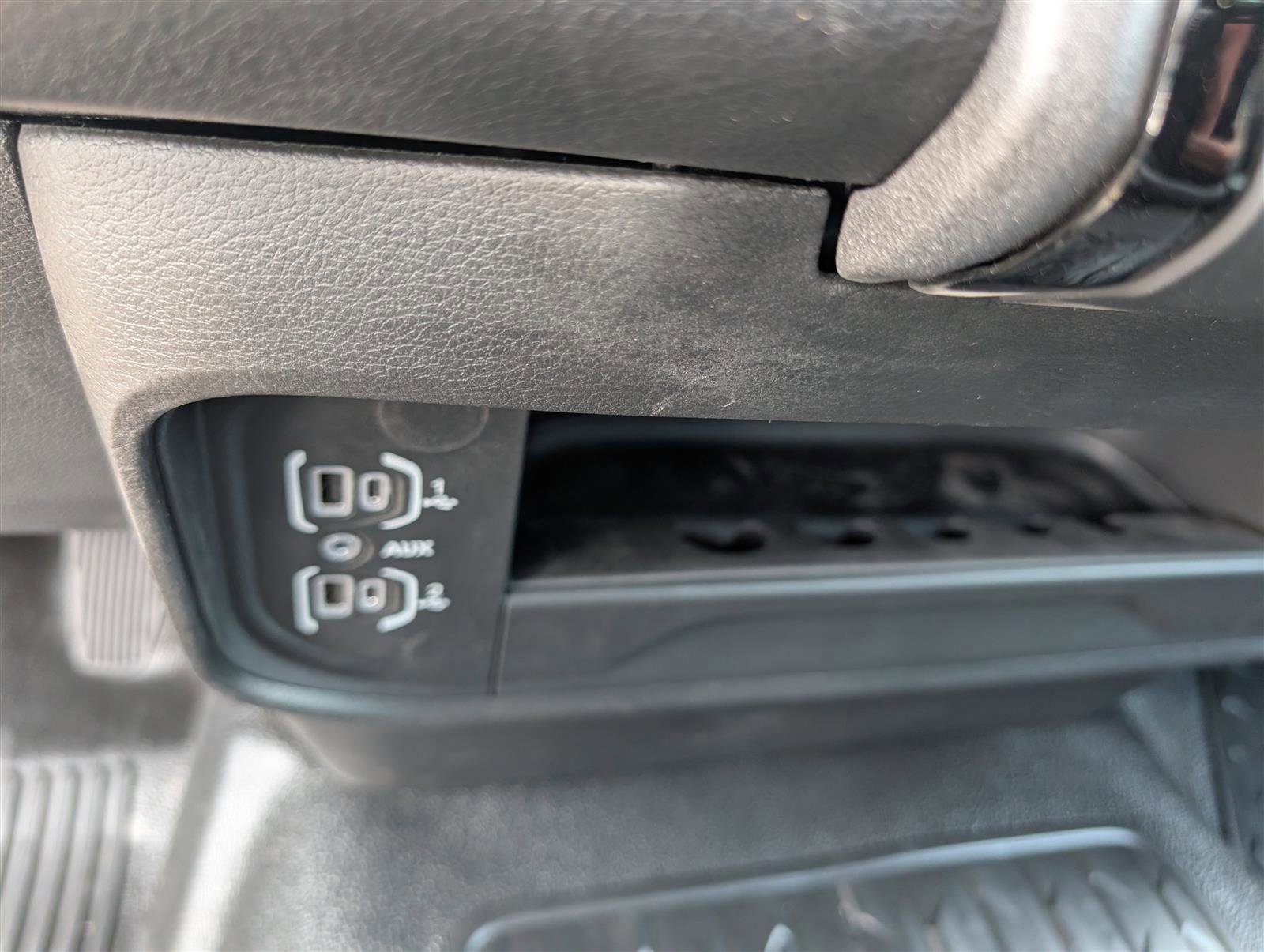 New 2025 RAM 3500 Tradesman image 17