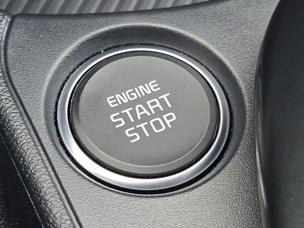 New 2025 Kia K4 LXS image 32