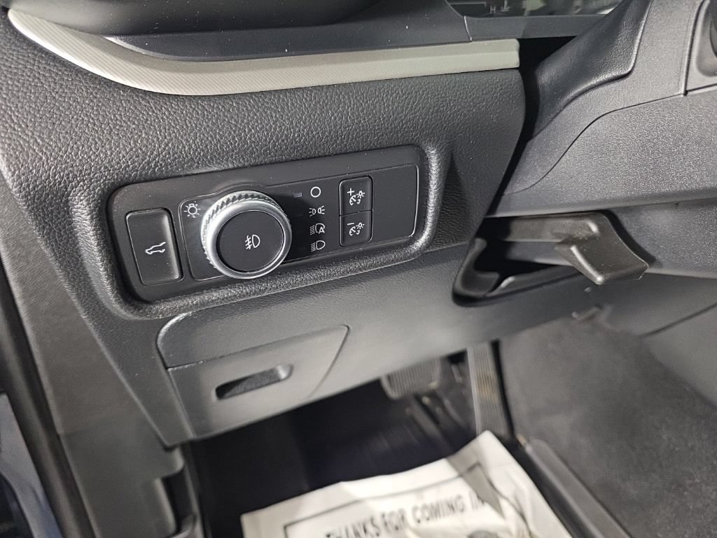 Used 2020 Ford Explorer XLT w/ Equipment Group 202A AWD/4WD image 13