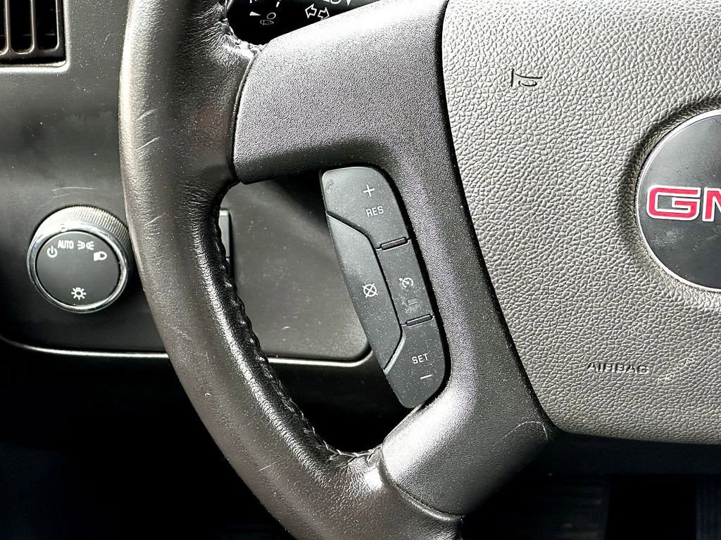 Used 2022 GMC Savana 3500 Extended w/ Driver Convenience Package RWD image 20