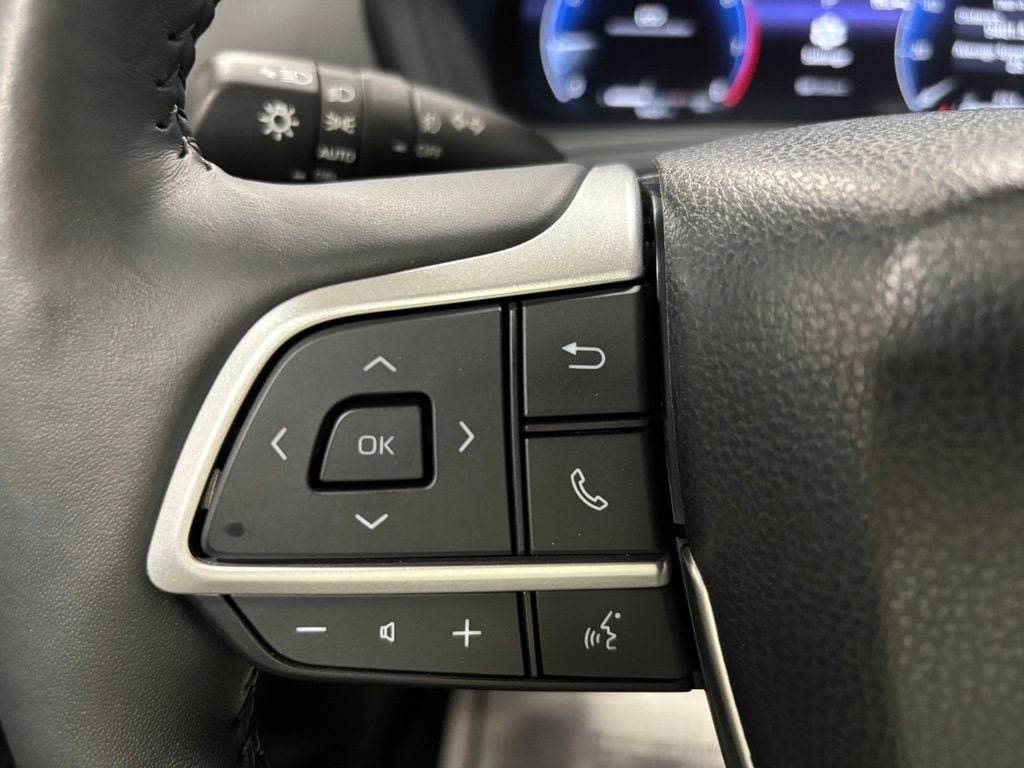 Used 2026 Toyota Grand Highlander AWD image 19