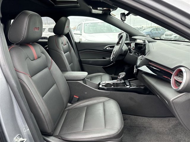Certified 2024 Chevrolet Trax RS w/ Sunroof Package image 29
