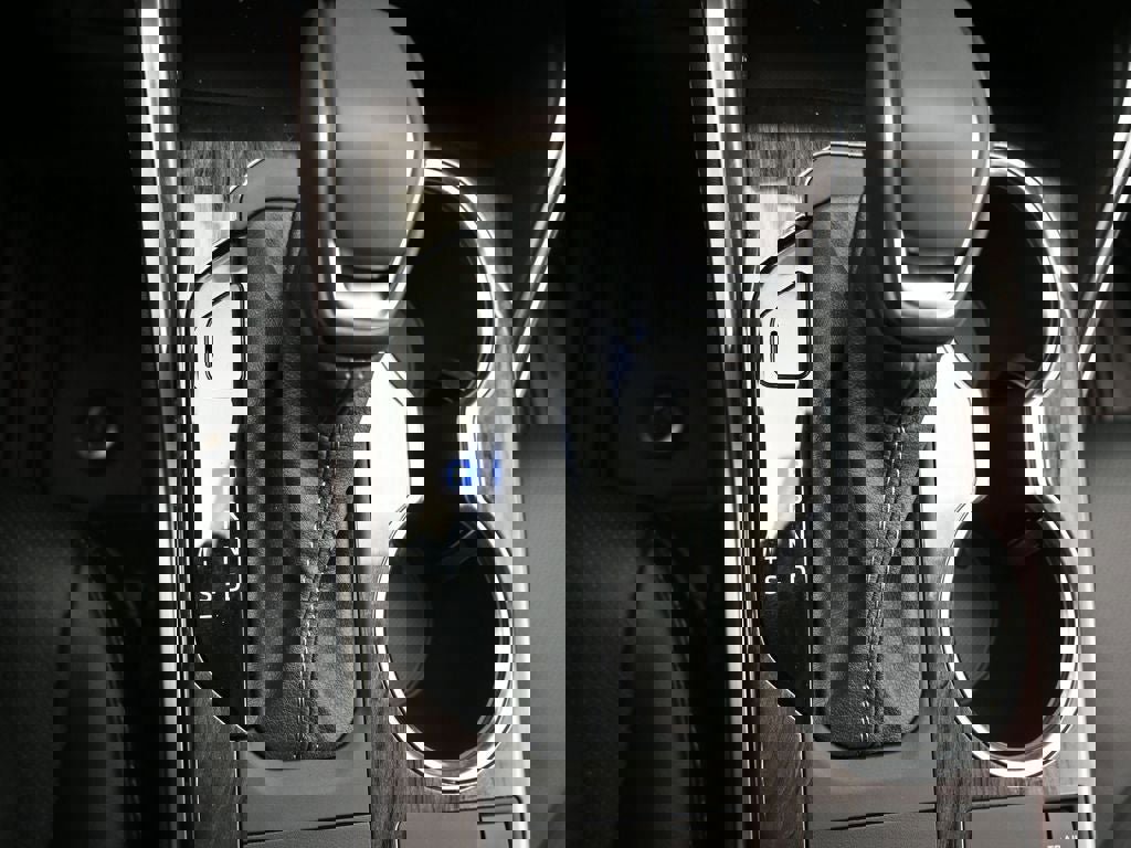 New 2026 Toyota Highlander Platinum image 38