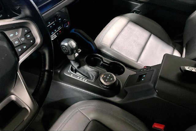 Used 2021 Ford Bronco Black Diamond w/ Sasquatch Package AWD/4WD image 17
