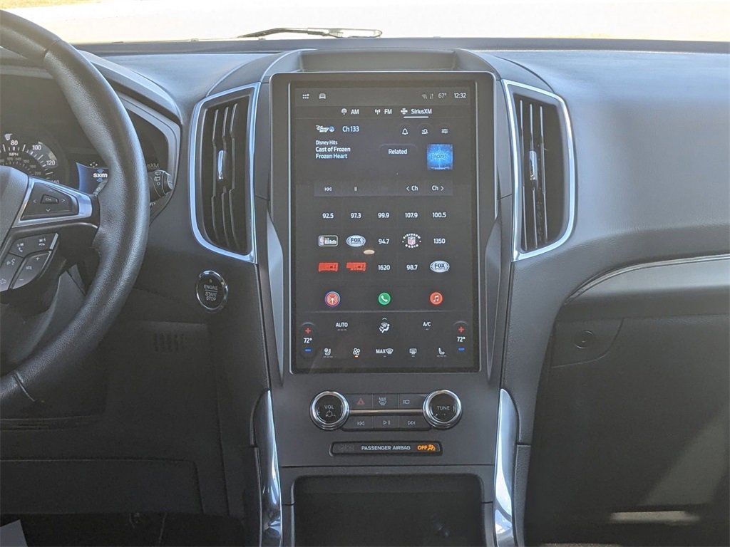 Used 2024 Ford Edge Titanium image 27