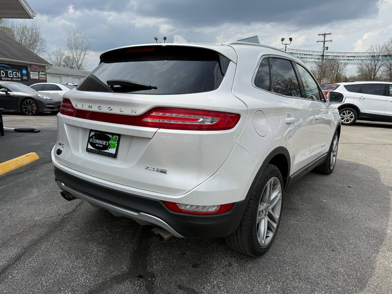 Used 2016 Lincoln MKC Reserve AWD/4WD image 3