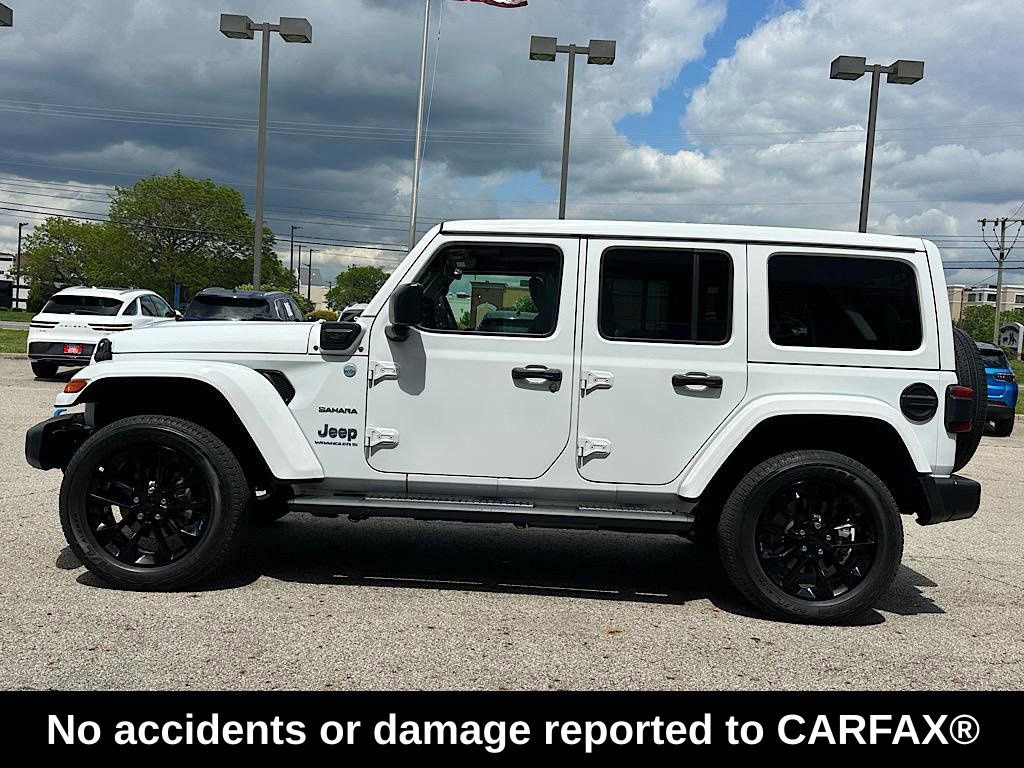 Used 2023 Jeep Wrangler Unlimited Sahara w/ Cold Weather Group AWD/4WD image 2