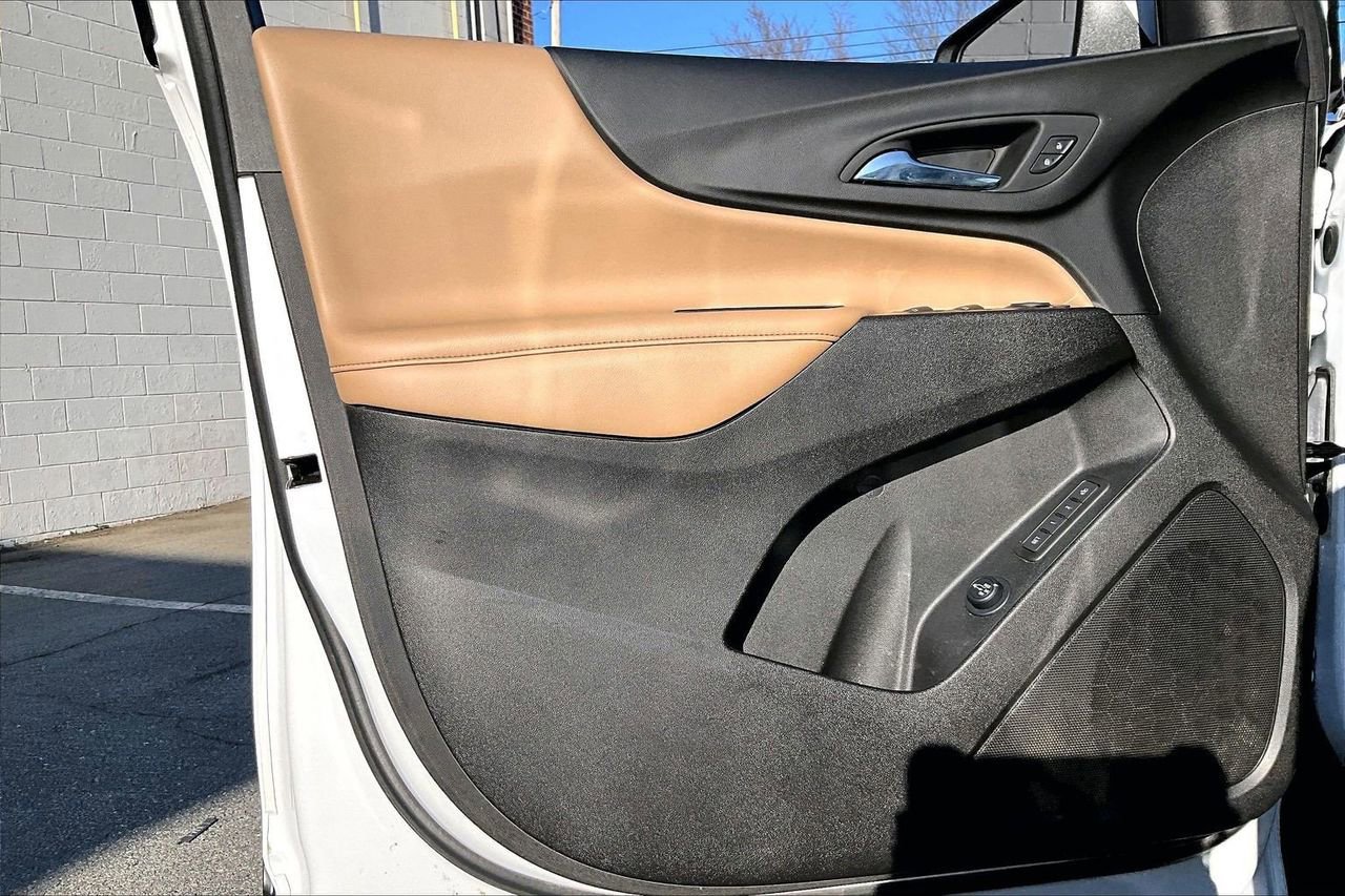 Used 2023 Chevrolet Equinox Premier image 25