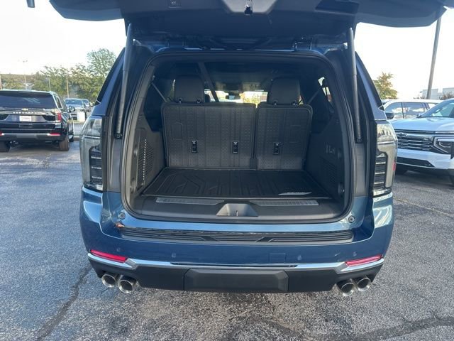 New 2026 Chevrolet Suburban Premier w/ Sun And Tow Package image 30