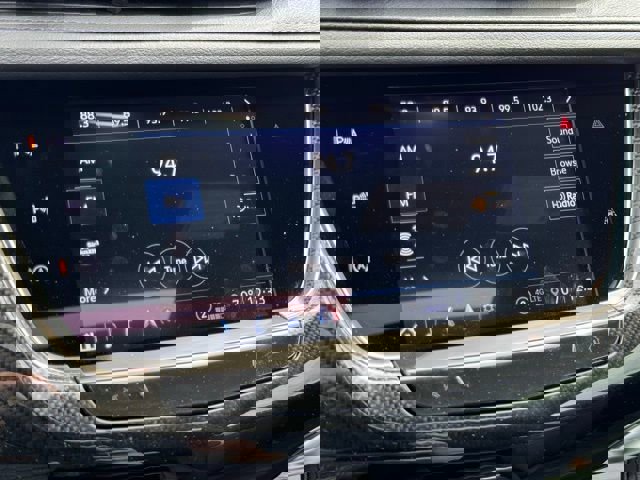 New 2025 Cadillac XT6 Sport w/ Technology Package image 31