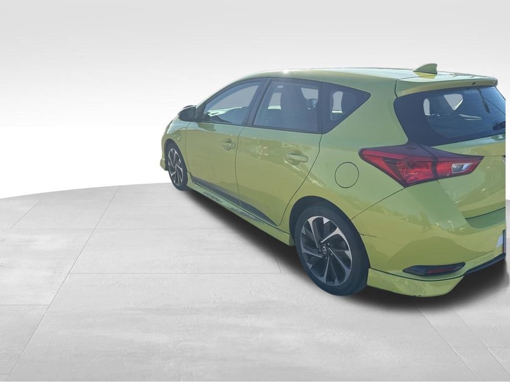 Used 2016 Scion iM image 32